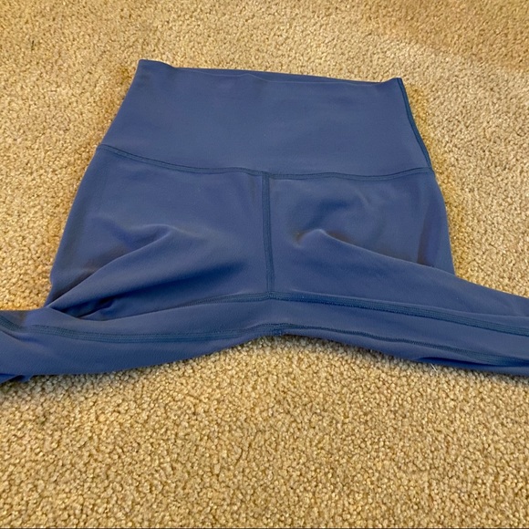 SOLD Lululemon Align Brilliant Blue Size 4 25” - Picture 6 of 9